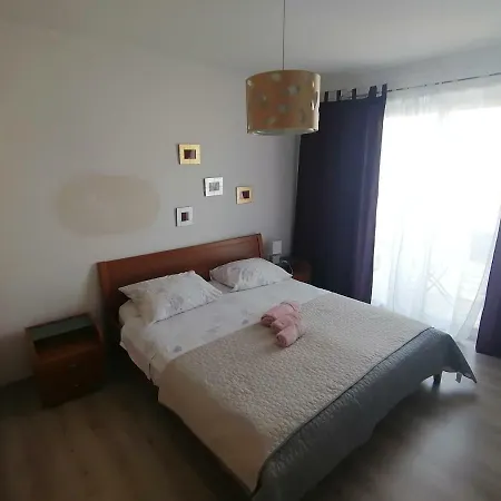 Bernarda, Apartment Jezera