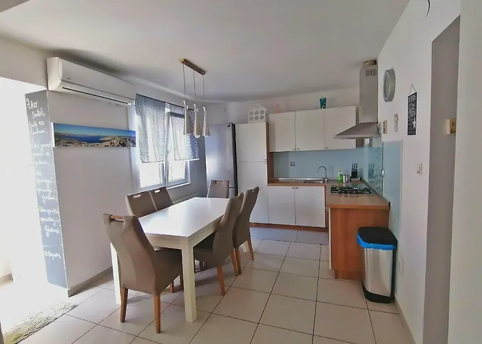 Apartment Bernarda, Jezera